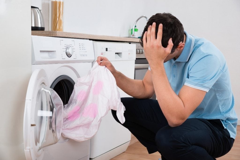 Laundry mistakes that damage clothes